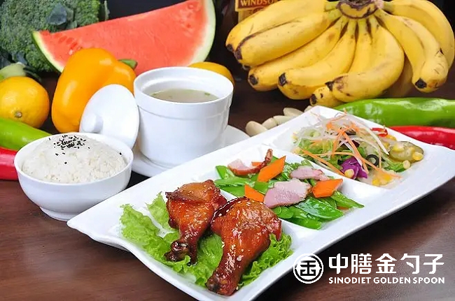 產(chǎn)業(yè)園食堂運(yùn)營(yíng)管理，提升效率與滿足員工需求并重.png